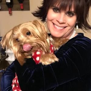 Meet your Posher, Gina